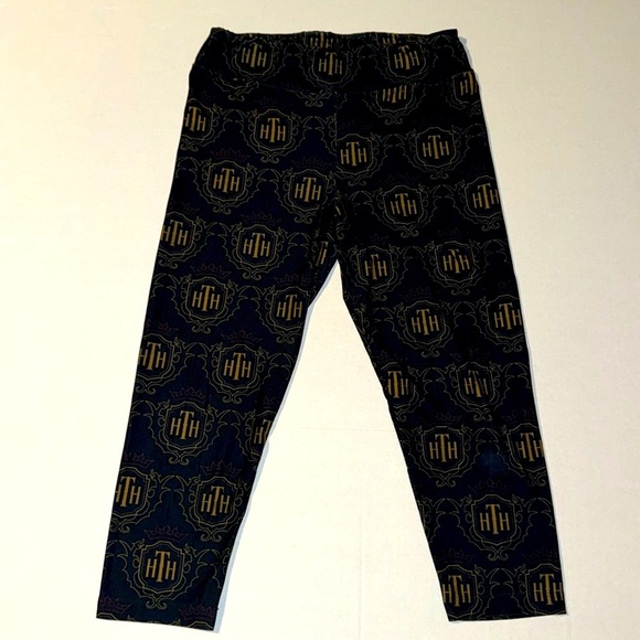 Disney Pants - Disney Parks HOLLYWOOD TOWER HOTEL HTH CROP Leggings Tower of Terror Medium